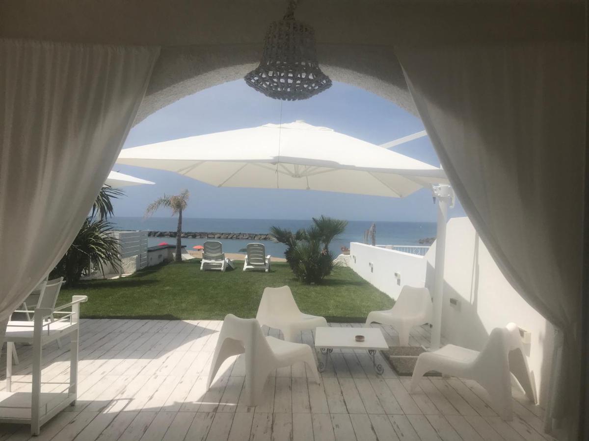 Villa A Diamante Sulla Spiaggia بلفيديري ماريتّيمو المظهر الخارجي الصورة
