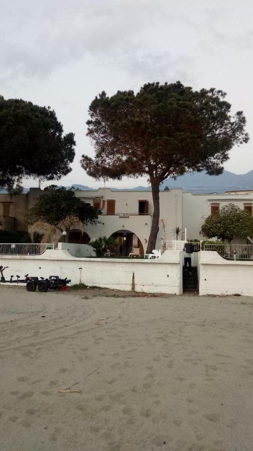 Villa A Diamante Sulla Spiaggia بلفيديري ماريتّيمو المظهر الخارجي الصورة